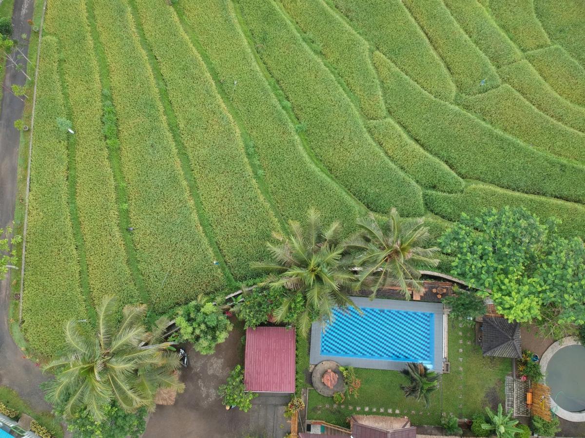 Peraja Bungalows Loyok Sangyang Exterior foto