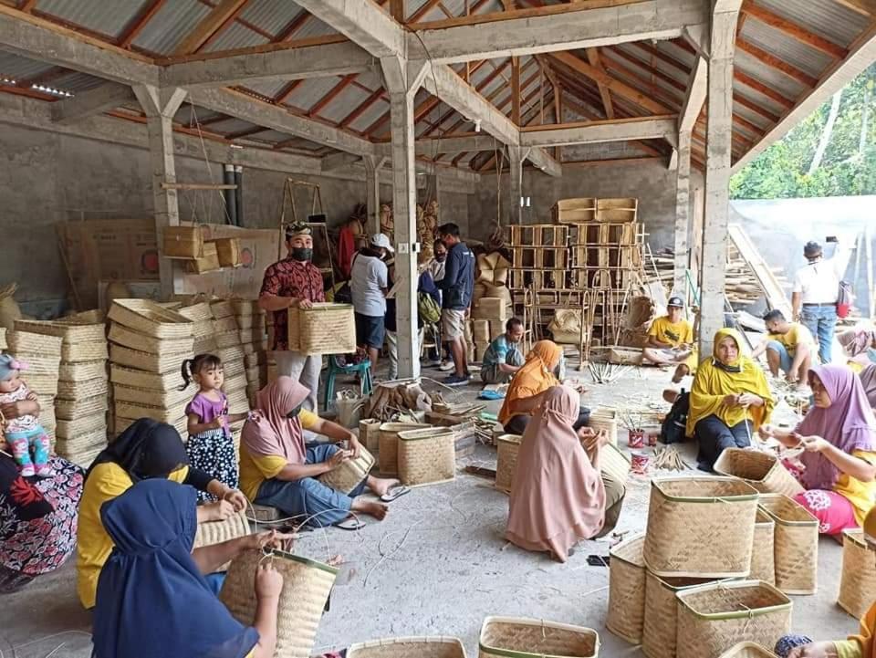 Peraja Bungalows Loyok Sangyang Exterior foto