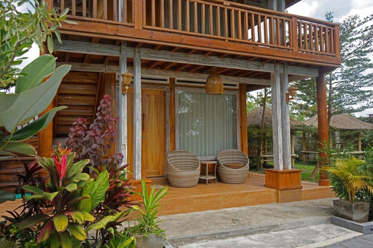 Peraja Bungalows Loyok Sangyang Exterior foto