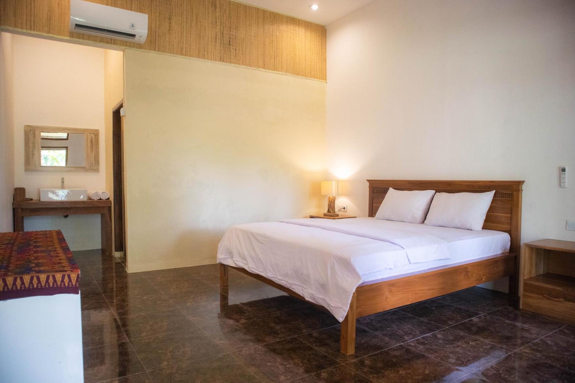 Peraja Bungalows Loyok Sangyang Zimmer foto