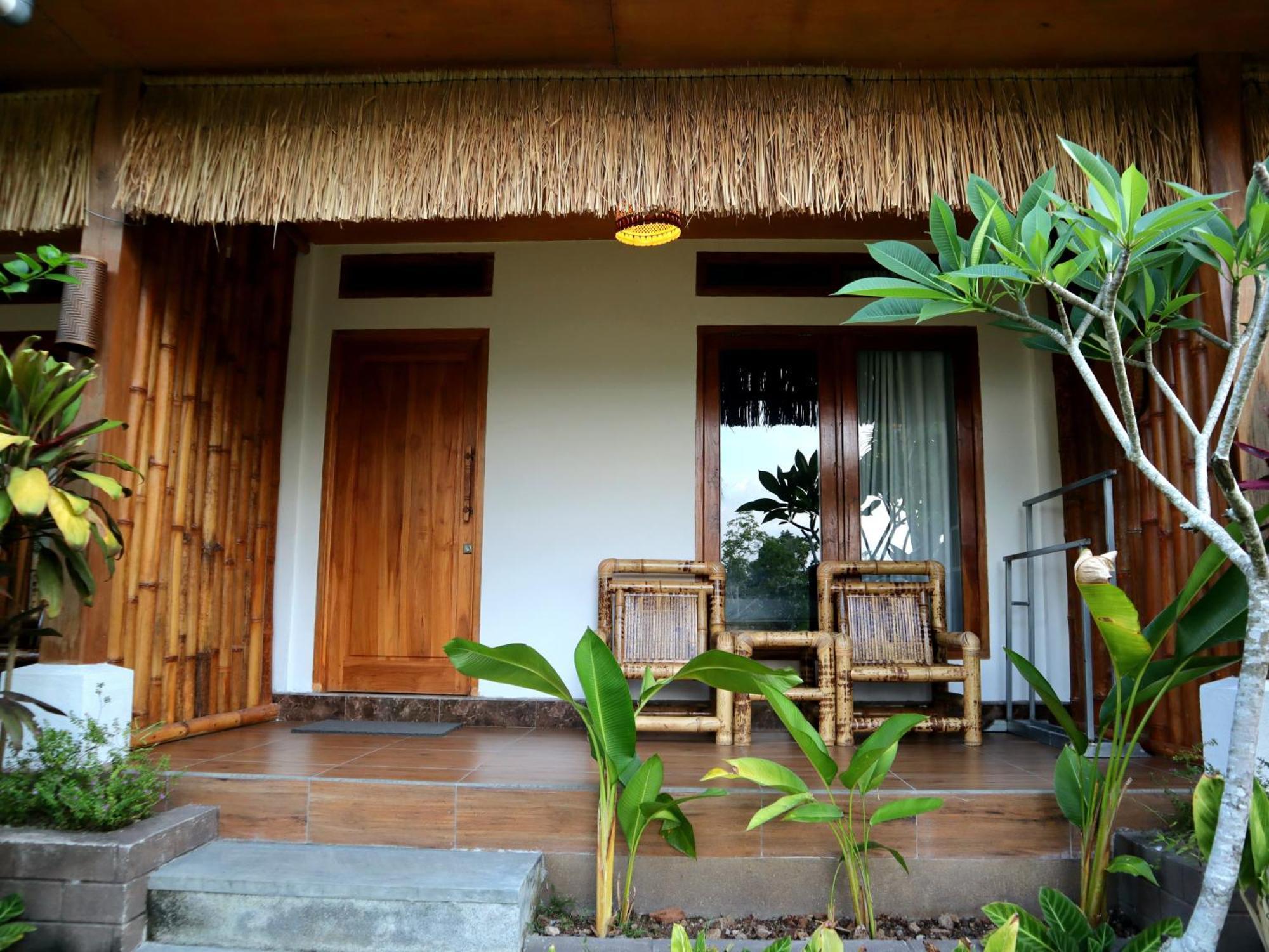 Peraja Bungalows Loyok Sangyang Zimmer foto