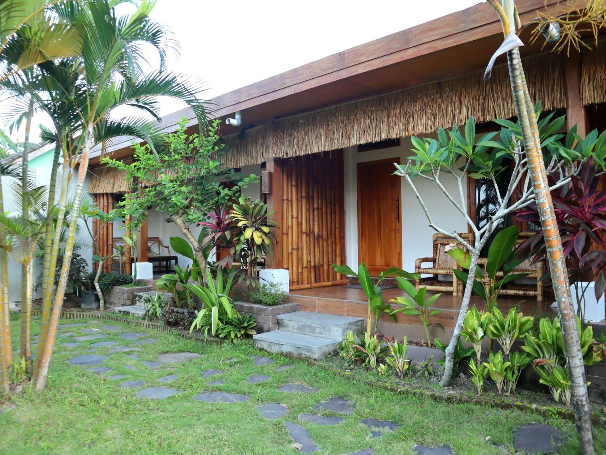 Peraja Bungalows Loyok Sangyang Zimmer foto