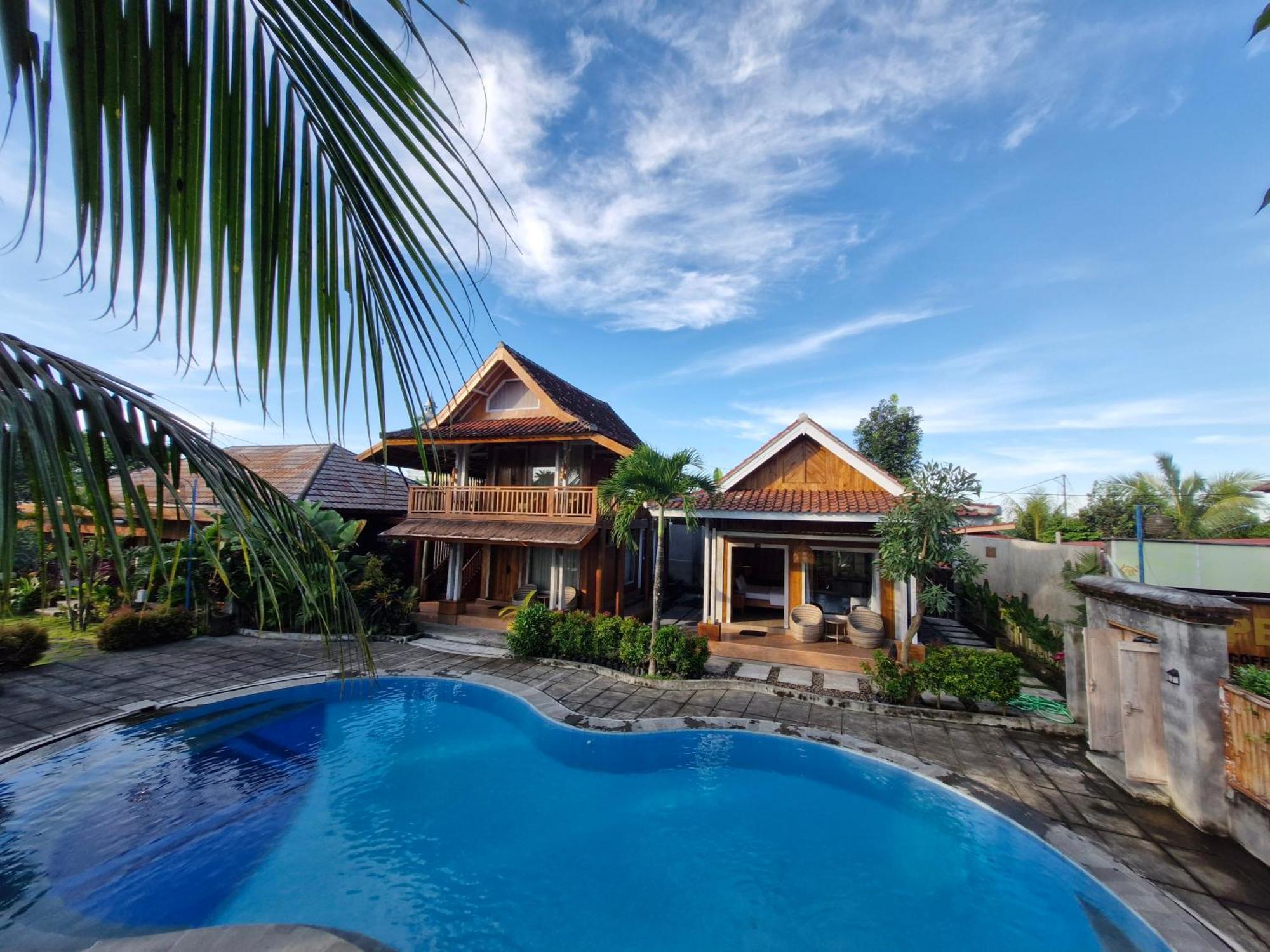 Peraja Bungalows Loyok Sangyang Zimmer foto